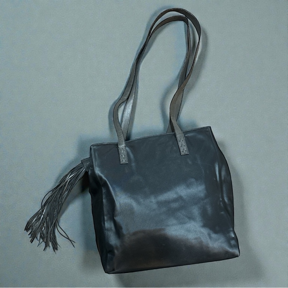 Andrea Mabiani Shoulder Tote Dark Green Made In Italy Leather Straps And Tassle - Picture 2 of 16